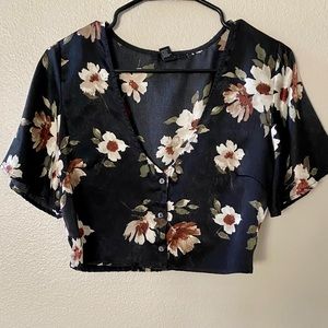 Forever 21 Cropped Floral Shirt